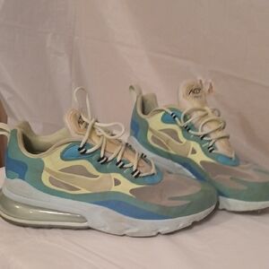 Nike Air Max 270 React - Blue, Green, Yellow